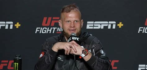 UFC Vegas 88: Marcin Tybura chokes out Tai Tuivasa in 1st .